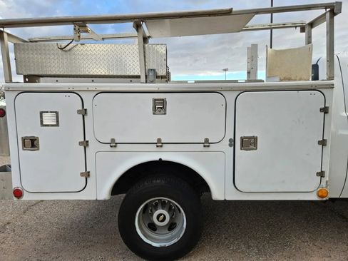 Used 2014 Chevrolet Silverado 3500 W/T image 5