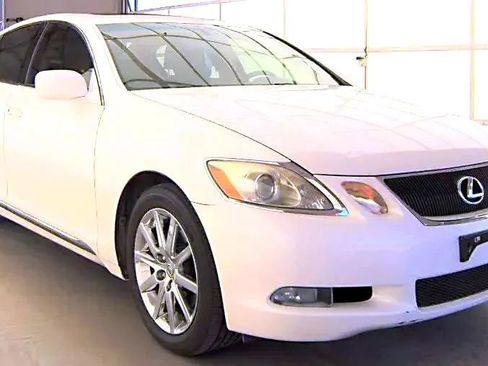 Used 2006 Lexus GS 300 image 4