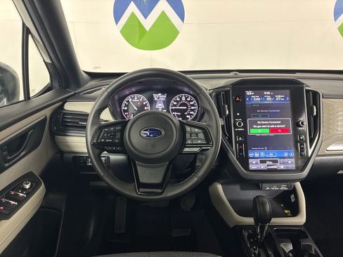 Used 2026 Subaru Forester Premium AWD/4WD image 8