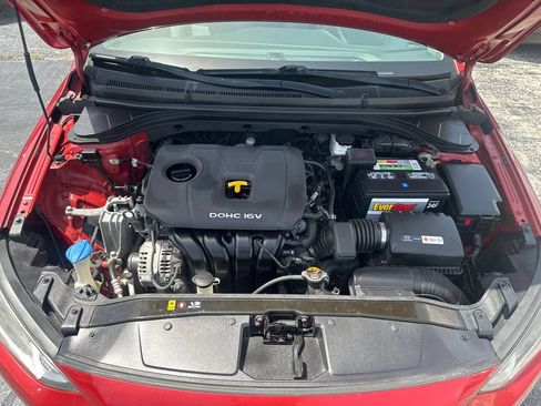 Used 2018 Hyundai Elantra SEL FWD image 9