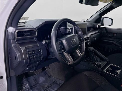 Used 2025 Toyota 4Runner SR5 image 9