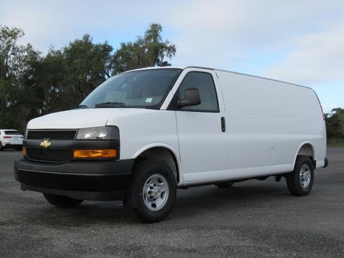 New 2025 Chevrolet Express 3500 Extended w/ Driver Convenience Package RWD image 3