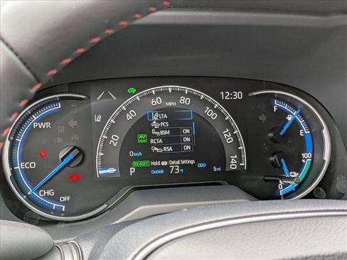 New 2025 Toyota RAV4 SE image 9