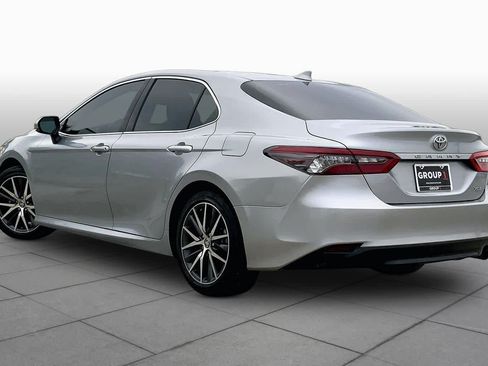 Used 2023 Toyota Camry XLE FWD image 12