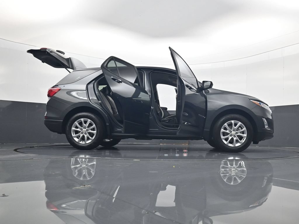 Used 2020 Chevrolet Equinox LS w/ LS Convenience Package FWD image 34