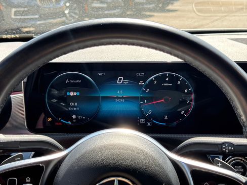 Used 2022 Mercedes-Benz A 220 image 27