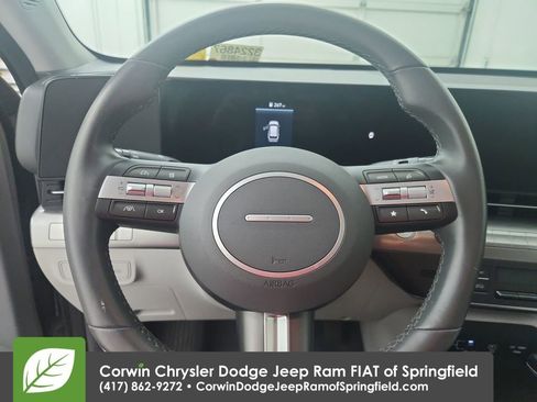 Used 2025 Hyundai Kona SEL image 21