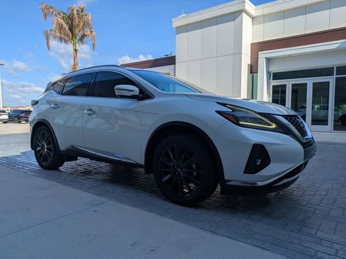 Used 2023 Nissan Murano Platinum w/ Cargo Package FWD image 3