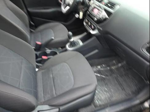 Used 2017 Kia Rio LX image 9