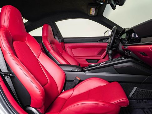 Certified 2024 Porsche 911 GT3 RWD image 17