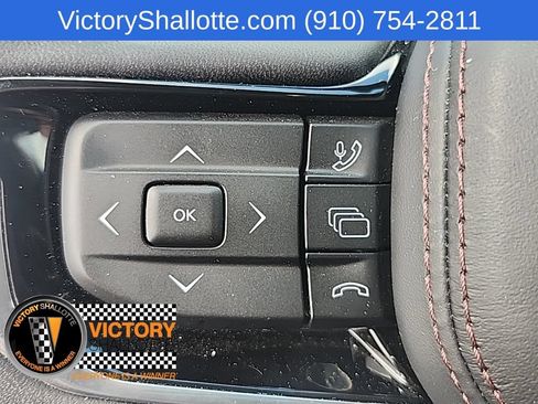 Used 2024 Jeep Wagoneer Launch Edition AWD/4WD image 14