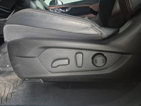 Used 2025 Subaru Forester Touring w/ Popular Package - Touring image 16