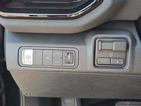 New 2026 Chevrolet Silverado EV Trail Boss image 23