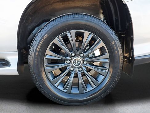 Used 2023 Lexus GX 460 Luxury image 29