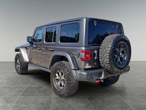 Used 2018 Jeep Wrangler Unlimited Rubicon AWD/4WD image 3