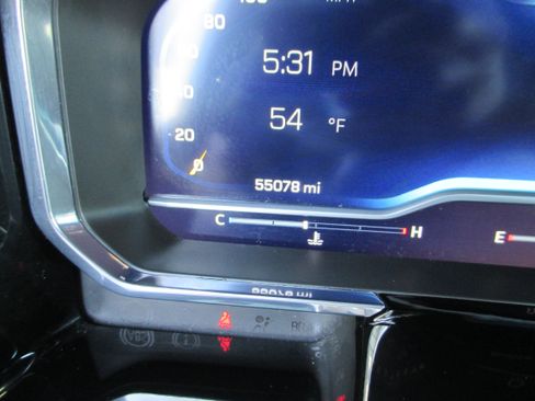 Used 2022 Chevrolet Silverado 1500 LT Trail Boss w/ Convenience Package II AWD/4WD image 27