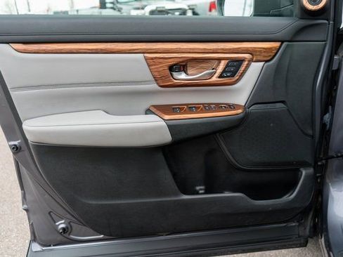 Used 2021 Honda CR-V Touring image 20