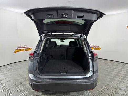 New 2026 Nissan Rogue SV FWD image 5