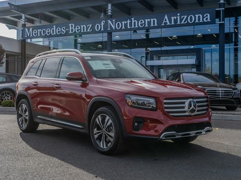 New 2026 Mercedes-Benz GLB 250 4MATIC image 1