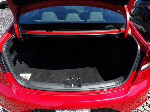 Used 2020 Hyundai Elantra Value Edition FWD image 24