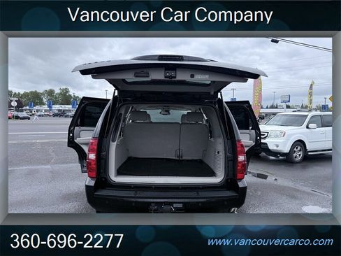 Used 2007 Chevrolet Tahoe LTZ w/ LTZ Preferred Equipment Group AWD/4WD image 31