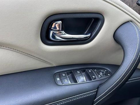 Certified 2024 INFINITI QX80 Premium Select w/ Cargo Package image 10