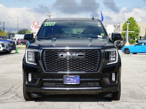 Used 2023 GMC Yukon Denali Ultimate AWD/4WD image 2