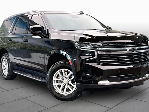 Used 2024 Chevrolet Tahoe LT RWD image 3