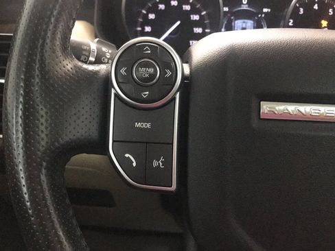 Used 2016 Land Rover Range Rover Sport HSE AWD/4WD image 22