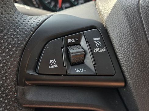 Used 2020 Chevrolet Trax LT image 25