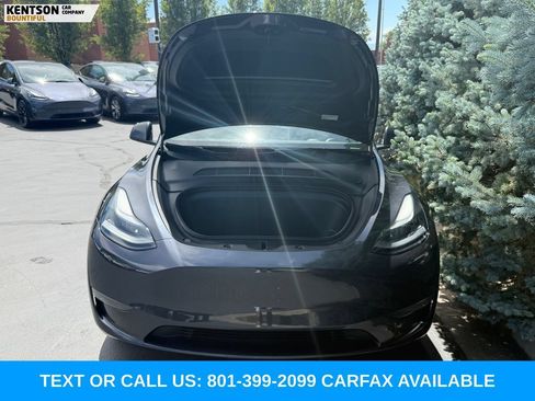 Used 2024 Tesla Model Y Long Range AWD/4WD image 30