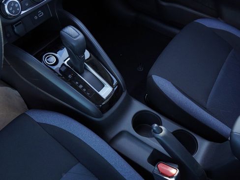 New 2025 Nissan Versa SV image 15