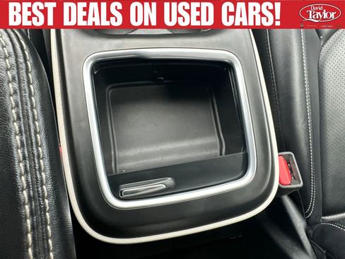 Used 2024 Chrysler Pacifica Touring-L FWD image 22