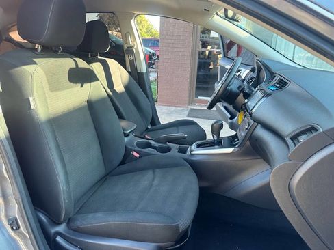 Used 2019 Nissan Sentra S w/ Appearance Package image 12
