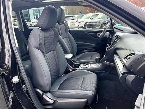 Used 2022 Subaru Forester Premium AWD/4WD image 7