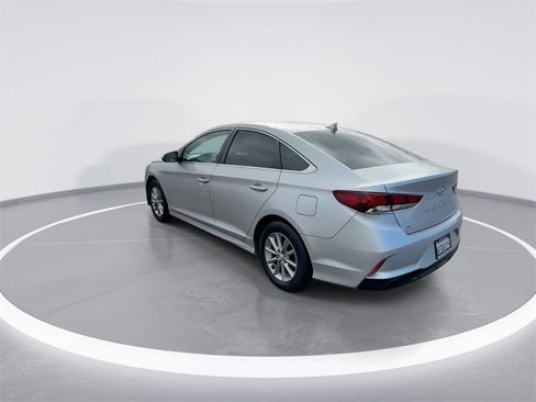 Used 2018 Hyundai Sonata SE image 10