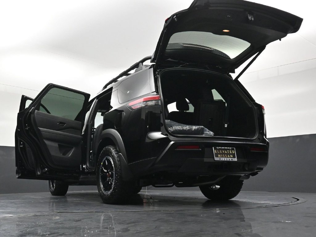 New 2026 Nissan Pathfinder Rock Creek w/ Rock Creek Premium Package AWD/4WD image 37