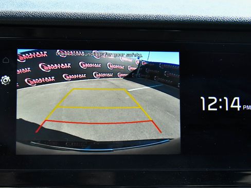 Used 2022 Kia Niro EX image 19