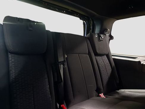 Used 2016 Ford Expedition XLT RWD image 23