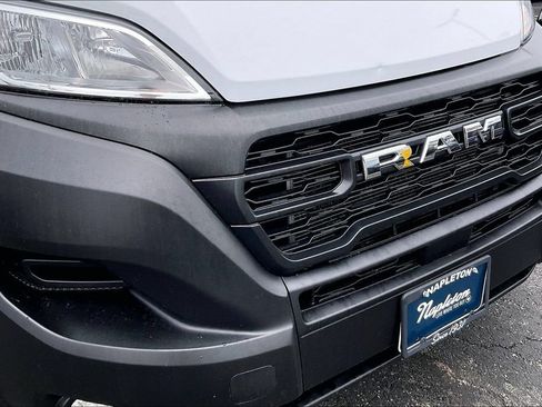 Used 2025 RAM ProMaster 2500 w/ Convenience Group FWD image 30
