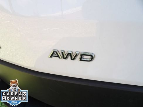 Used 2023 Ford Transit 250 Medium Roof AWD w/ Load Area Protection Package image 18