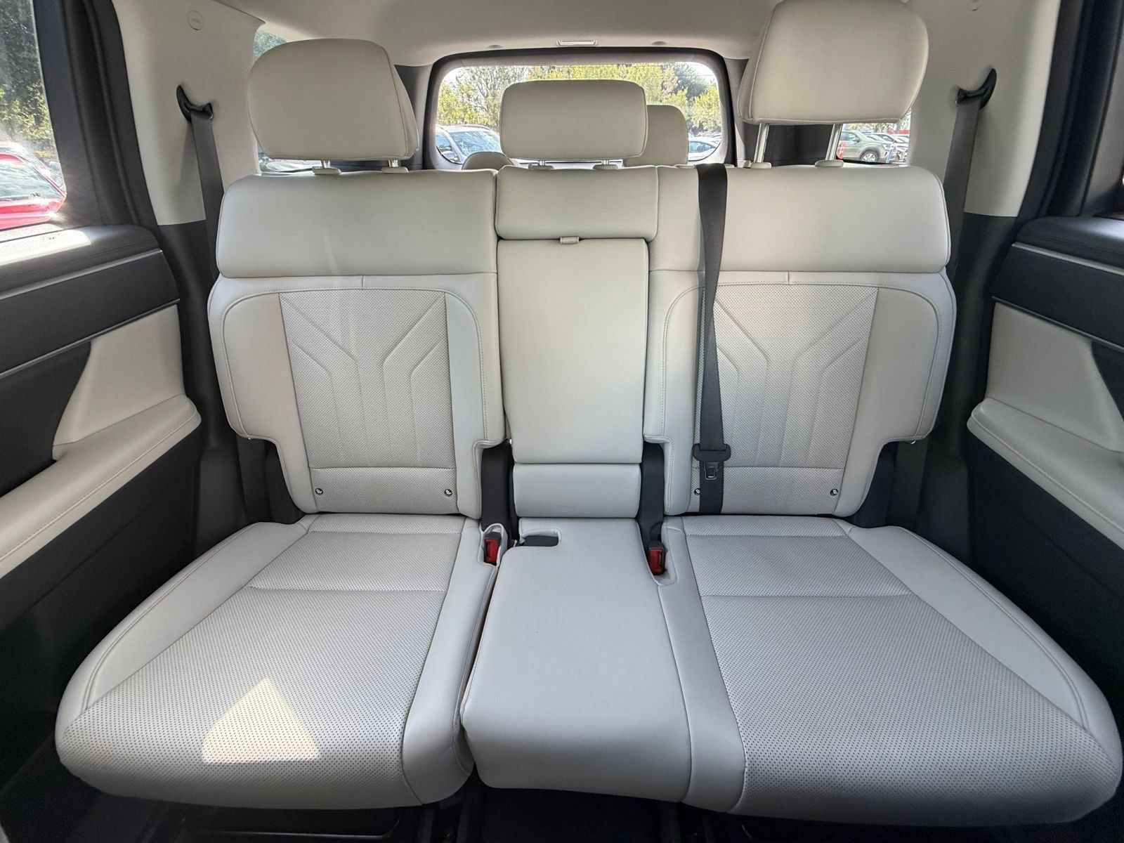 Used 2026 Hyundai Santa Fe SEL FWD image 38