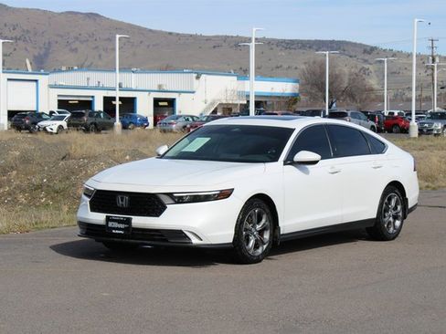 Used 2024 Honda Accord EX image 8