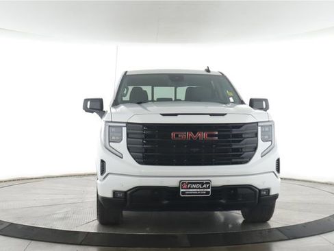Used 2025 GMC Sierra 1500 Elevation w/ Elevation Premium Package AWD/4WD image 12