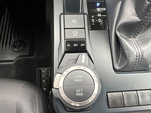 Certified 2024 Toyota Tacoma SR5 image 33