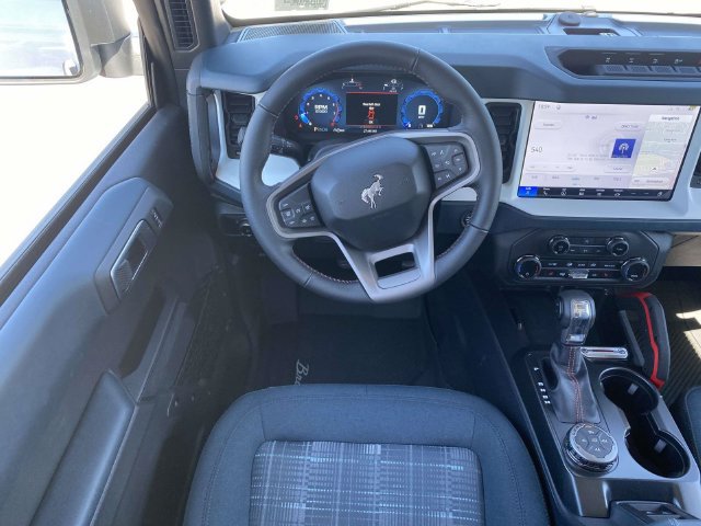 New 2026 Ford Bronco Heritage Edition AWD/4WD image 4