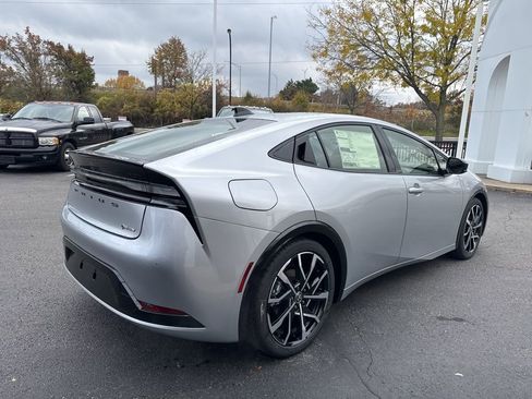 New 2026 Toyota Prius XSE image 5