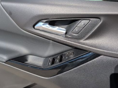 New 2026 Chevrolet Equinox LT w/ Safety and Technology Package FWD image 14
