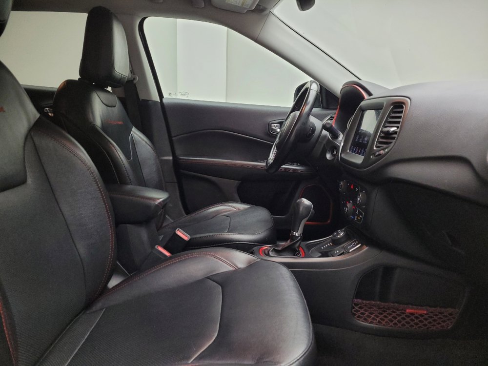 Used 2020 Jeep Compass Trailhawk w/ Leather Interior Group AWD/4WD image 21