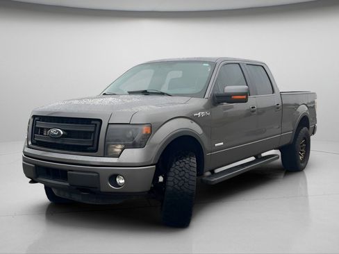 Used 2014 Ford F150 FX4 w/ Equipment Group 402A Luxury image 15